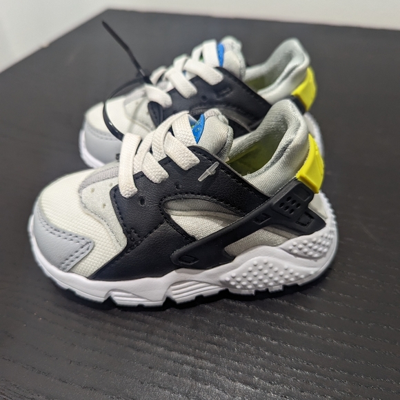 *NWOT* Baby (Infant) Nike Huarache Run Shoes - Picture 2 of 7